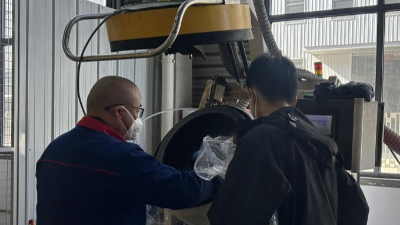 無錫客戶到訪安捷倫南通工廠，滾噴機打樣圓滿成功