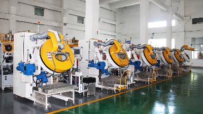 噴涂機(jī)生產(chǎn)廠家哪家好？蘇州安捷倫16年50多項(xiàng)專(zhuān)利可定制