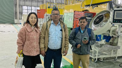 印度老客戶再下三臺自動噴涂設(shè)備，并到訪考查安捷倫新工廠