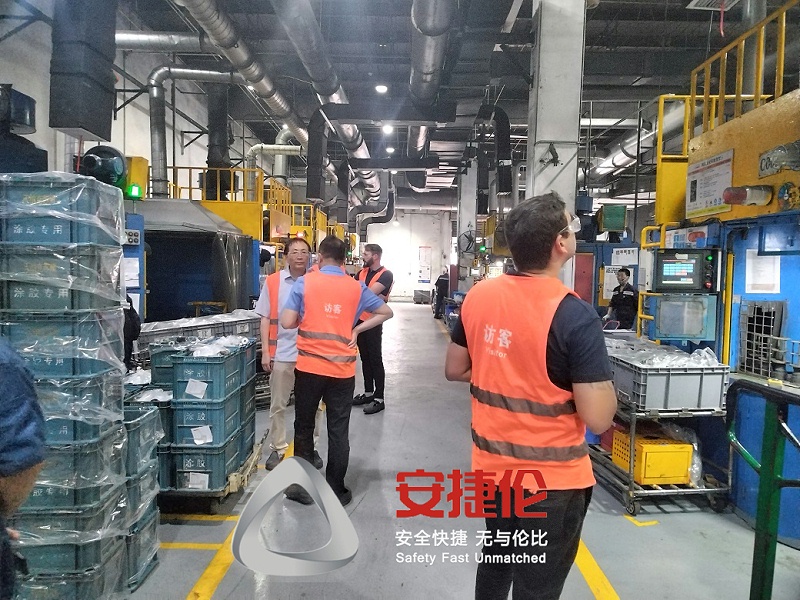 大連瑞進國際貿易客戶設備驗收1