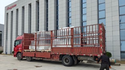 又發了2臺自動噴膠機——重慶汽車零部件客戶