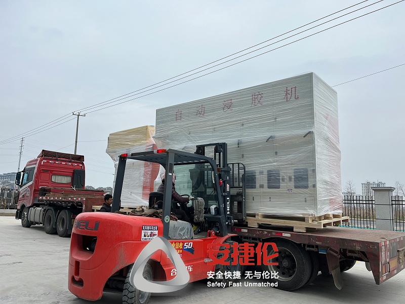浸膠機(jī)、噴膠機(jī)